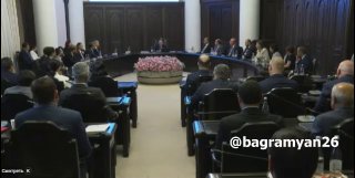 Правительство Армении уходит в отставку: что это значит для Давташена