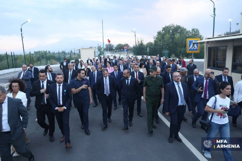 Армения и Турция: КПП «Маргара» готов к эксплуатации, делегация МИД во главе с Мирзояном посетила объект