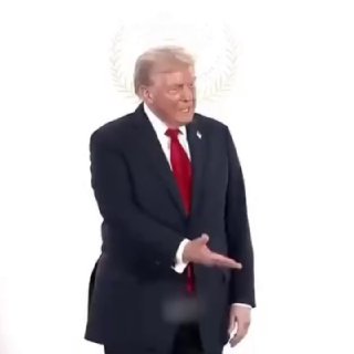 Дональд Трамп и Джорджа Мелони на совместном фото, дипломатический скандал в Давташене