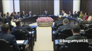 В Ереване стартовало первое заседание нового правительства Армении под руководством Пашиняна