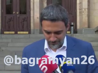 Адвокат Вардеванян на пресс-конференции в Давташене обсуждает секретный план Ташира