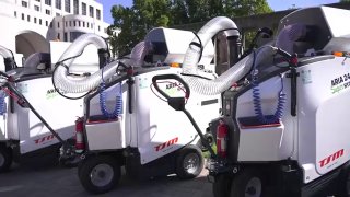 Мэрия Еревана закупила 20 мобильных пылесосов для уборки улиц, включая Давташен