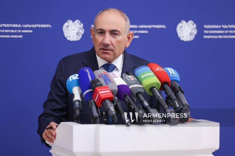 Премьер-министр Армении Никол Пашинян на брифинге в правительстве, Ереван