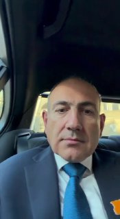 Никол Пашинян прибыл на встречу с Макроном в Давташене