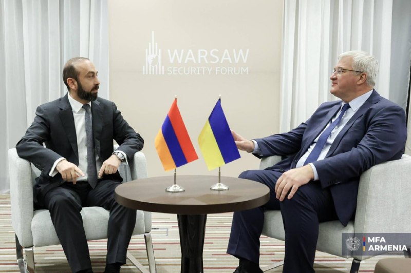 Глава МИД Украины поздравил Мирзояна с переназначением: что ждут в Давташене