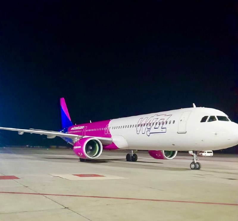 Wizz Air в октябре запускает прямые рейсы из Еревана в Базель, Валенсию и Варну