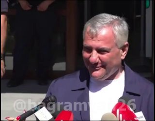 Кандидат в депутаты от Давташена Артур Барсегян