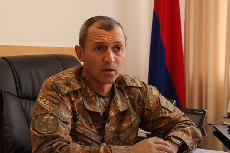 Официальный документ или изображение, символизирующее указ об освобождении от должности в Армении, затрагивающий Давташен