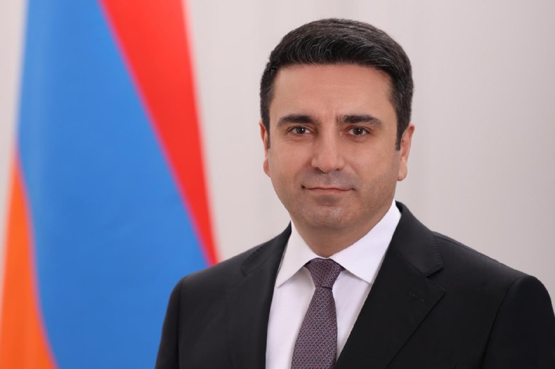 Ален Симонян поздравил депутатов девятого созыва парламента Армении