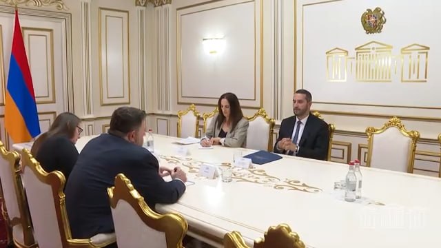 Спикер НС РА Рубен Рубинян и Дэвид Аллен обсудили армяно-американское сотрудничество в Давташене