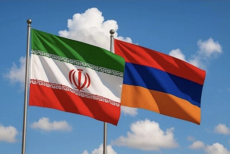 Флаг Армении и Ирана на фоне переговоров, Давташен, Ереван